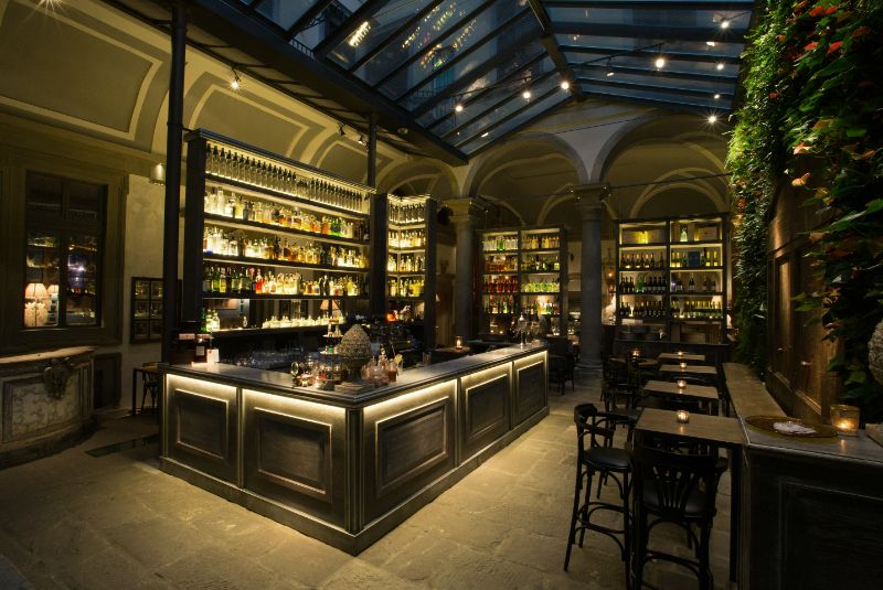 Locale Firenze interior-W50BB23-LIP
